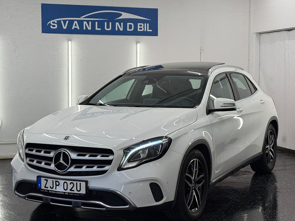 Mercedes-Benz GLA 200 7G-DCT Urban Line /  Panorama