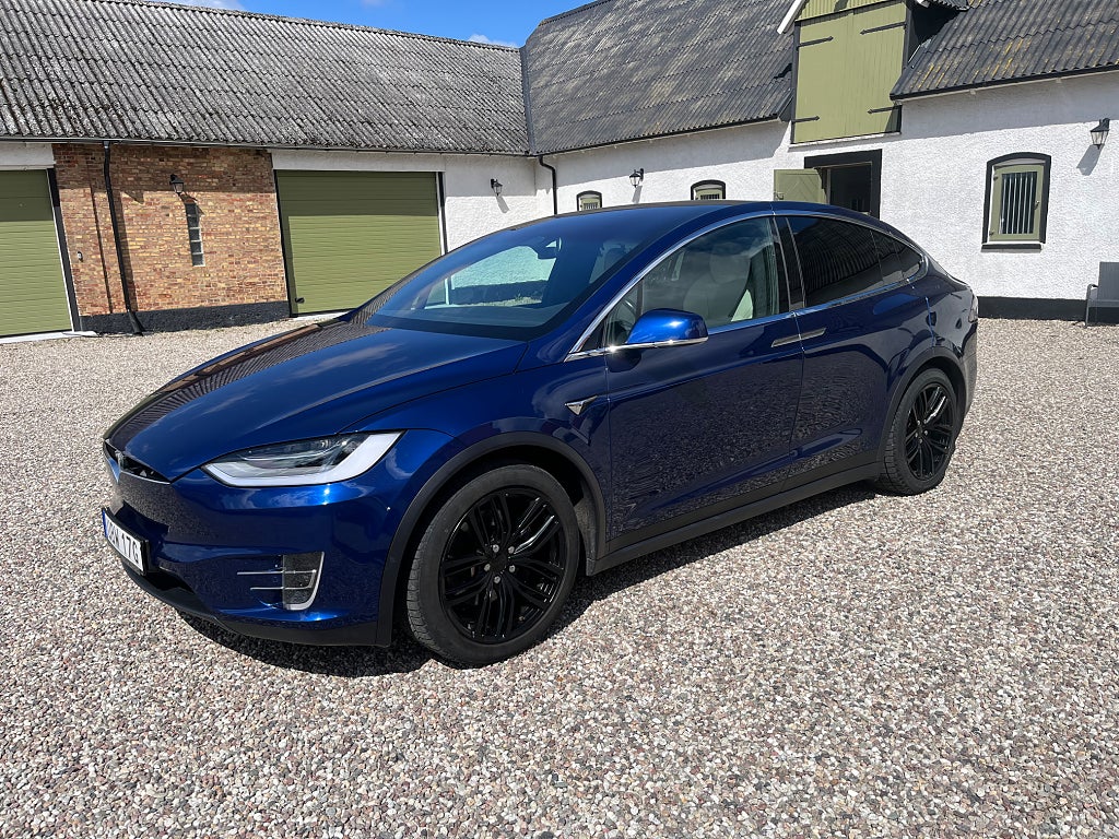 Tesla Model X Long Range