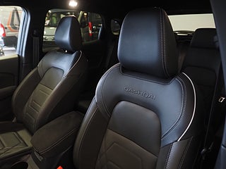 SUV Nissan Qashqai 17 av 23