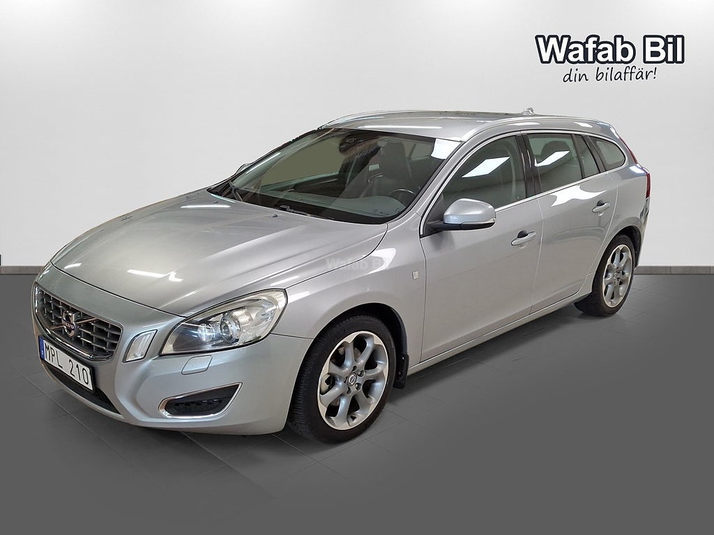 Volvo V60 DRIVE MANUELL