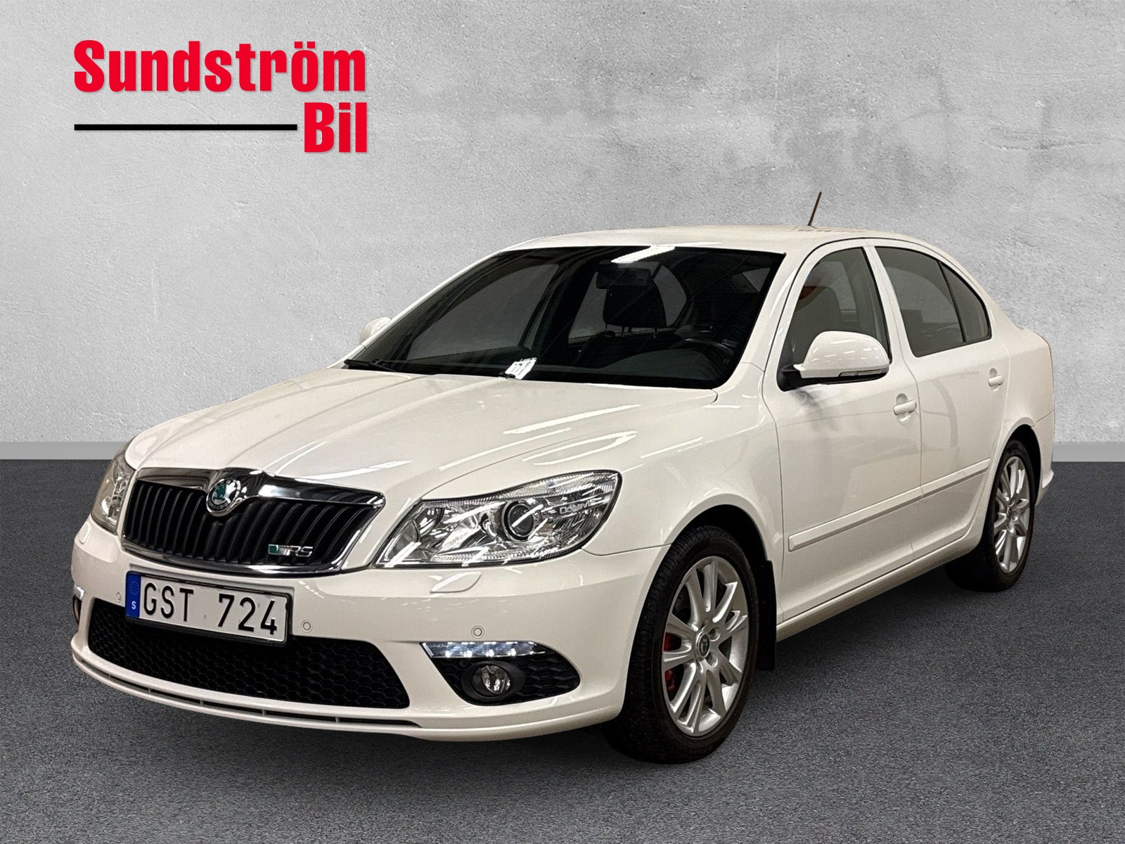 Skoda Octavia RS 2.0 TSI RS -En 2014, bild 2/10