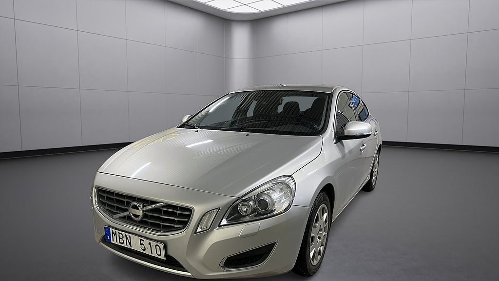 Volvo S60 D5 Momentum Värmare P Sensorer 215HK Kamrem bytt