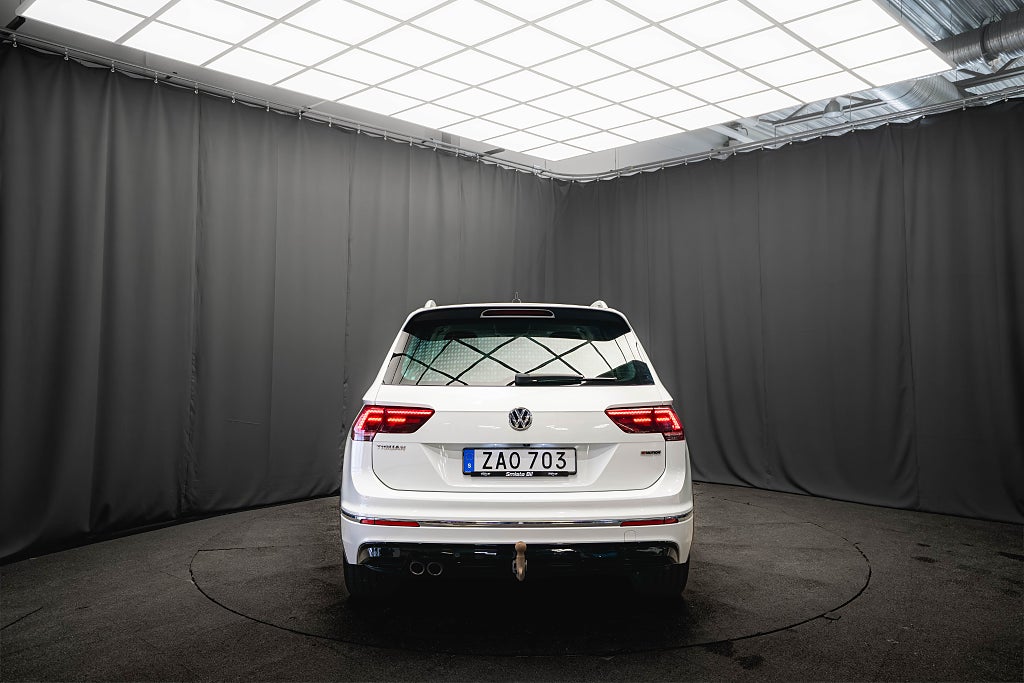 Volkswagen Tiguan TDI 4M R-Line D-VÄRMARE DRAG COCKPIT KAMERA 190hk