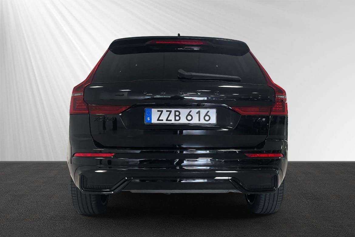 Volvo XC60 T6 Plus Black Nordic Edition 2026, bild 2/10