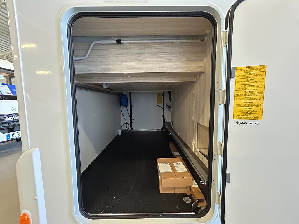 Sun Living s 72 DC / Clesana / Hyd-stöd / Aut / Taksäng - Sun Living