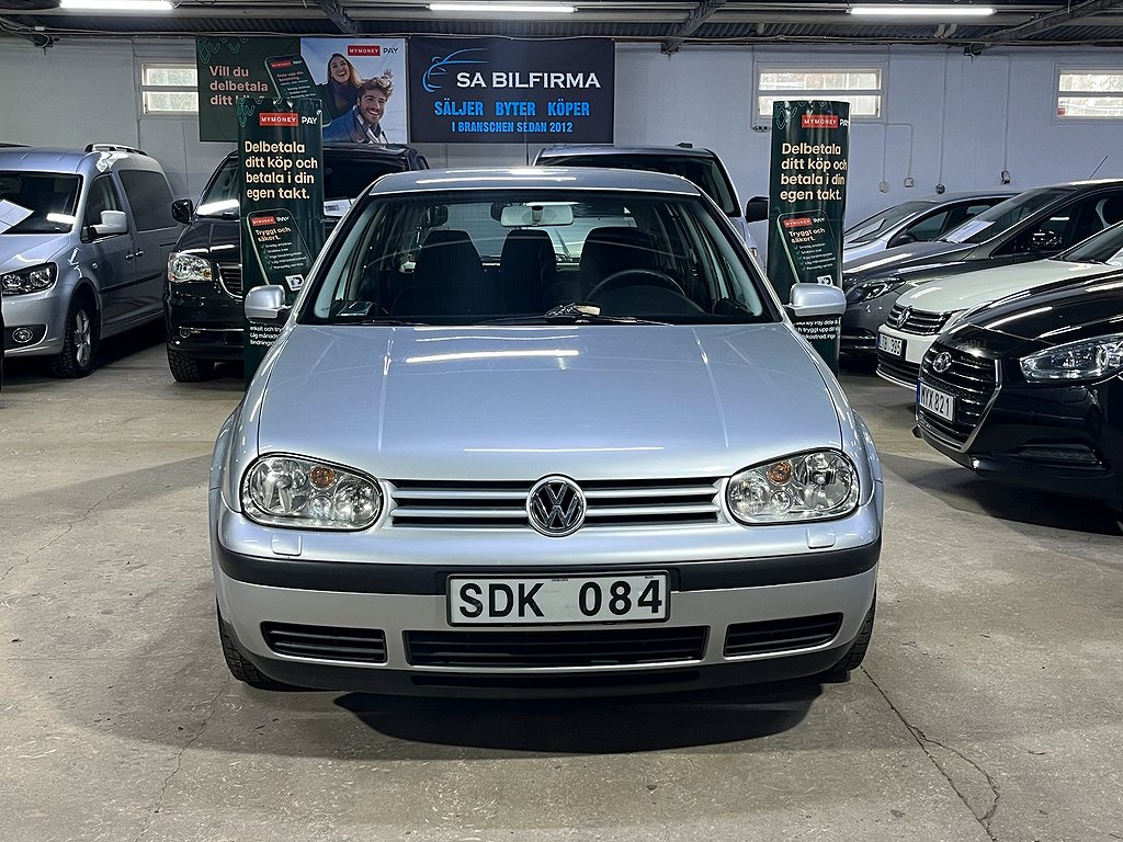 Volkswagen Golf 5-dörrar 2.0 Endast 8800 Mil Euro 4