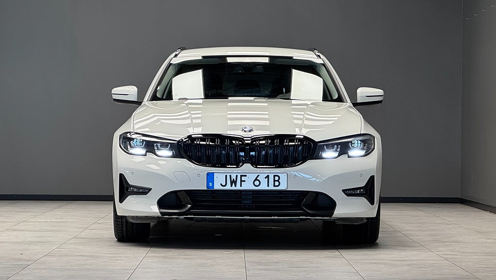 BMW 330e 2021 - miniatyr 19