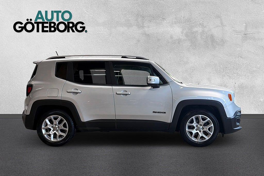 Jeep Renegade 1.4 DCT 1-Ägare B-Kamera Nybesiktigad Nyservad Automat