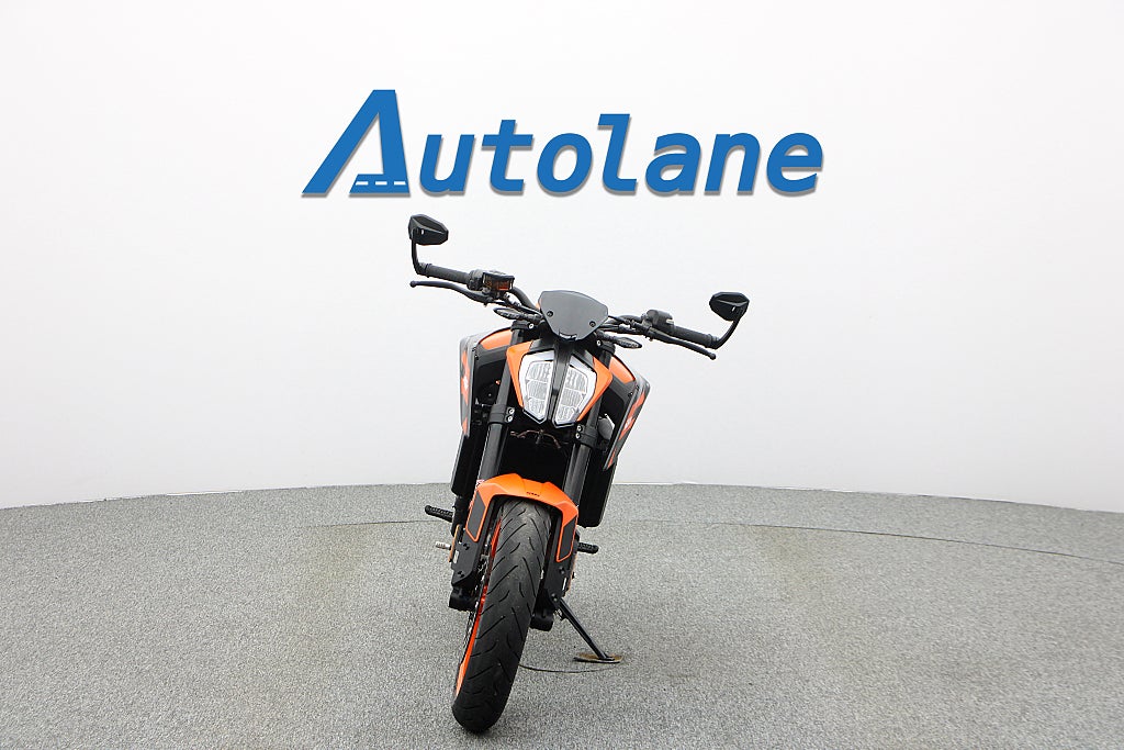 KTM 890 Duke GP* Endast 639 mil* Sommarkampanj 4,99%