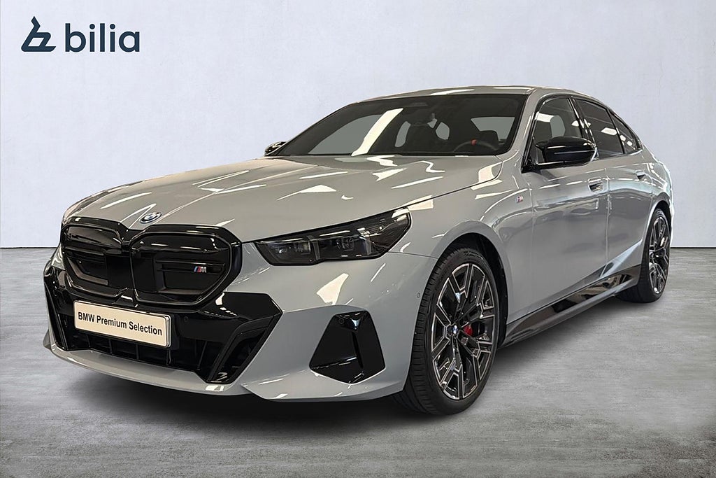 BMW i5 M60 xDrive Sedan | Drag | B&W | Stolar m minne | 360