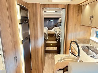 Husbil-integrerad Kabe TMI 860 LGB Imperial 26 av 36