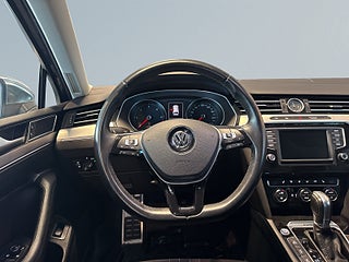 Volkswagen Passat Alltrack 2.0 TDI 4M Alltrack Kamera/MoK/Ad.Fhåll/Dvärm/1Ägare – bild 9