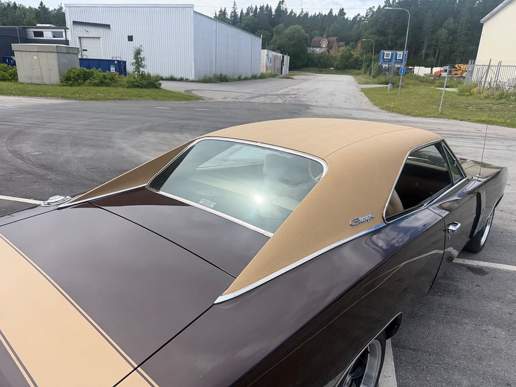 Dodge Charger 500 V8