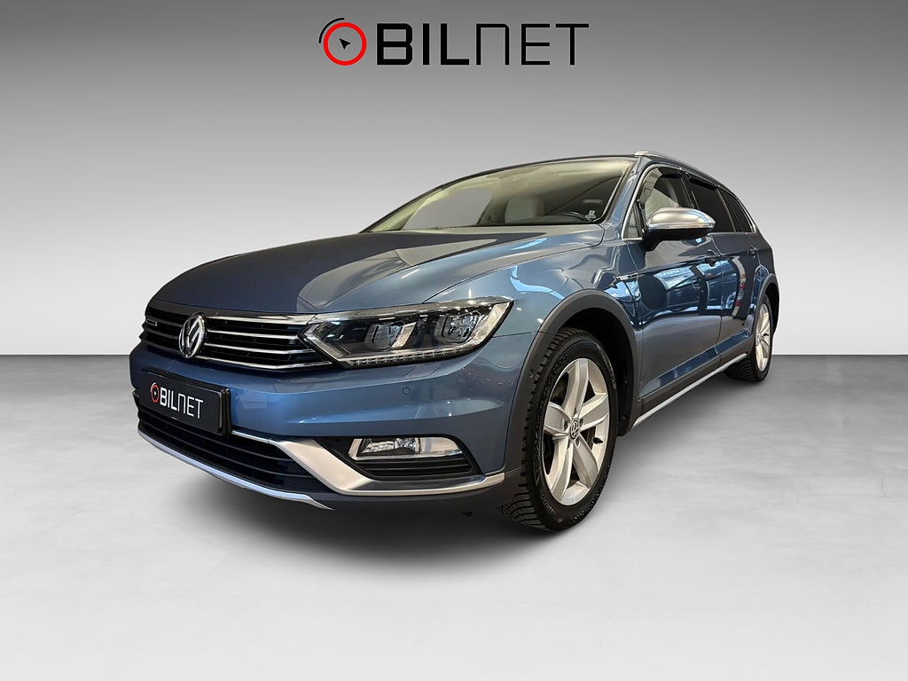 Volkswagen Passat Alltrack 2.0 TDI 4M Alltrack 190hk Värmare Kamera Drag Na