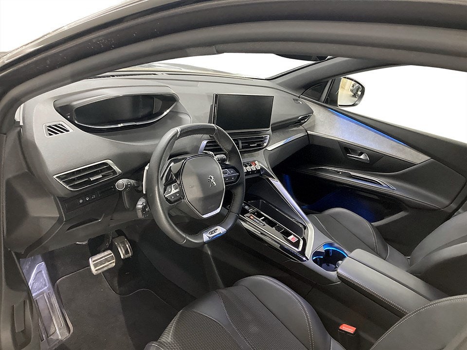 Bild på Peugeot 5008 GT Black Pack 1.2 PT 130hk Aut - 7-SITS, B-KAMERA