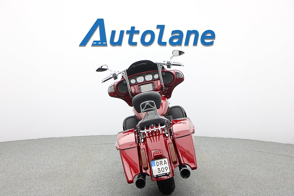 Harley-Davidson Street Glide CVO* Sommarkampanj 4,99%