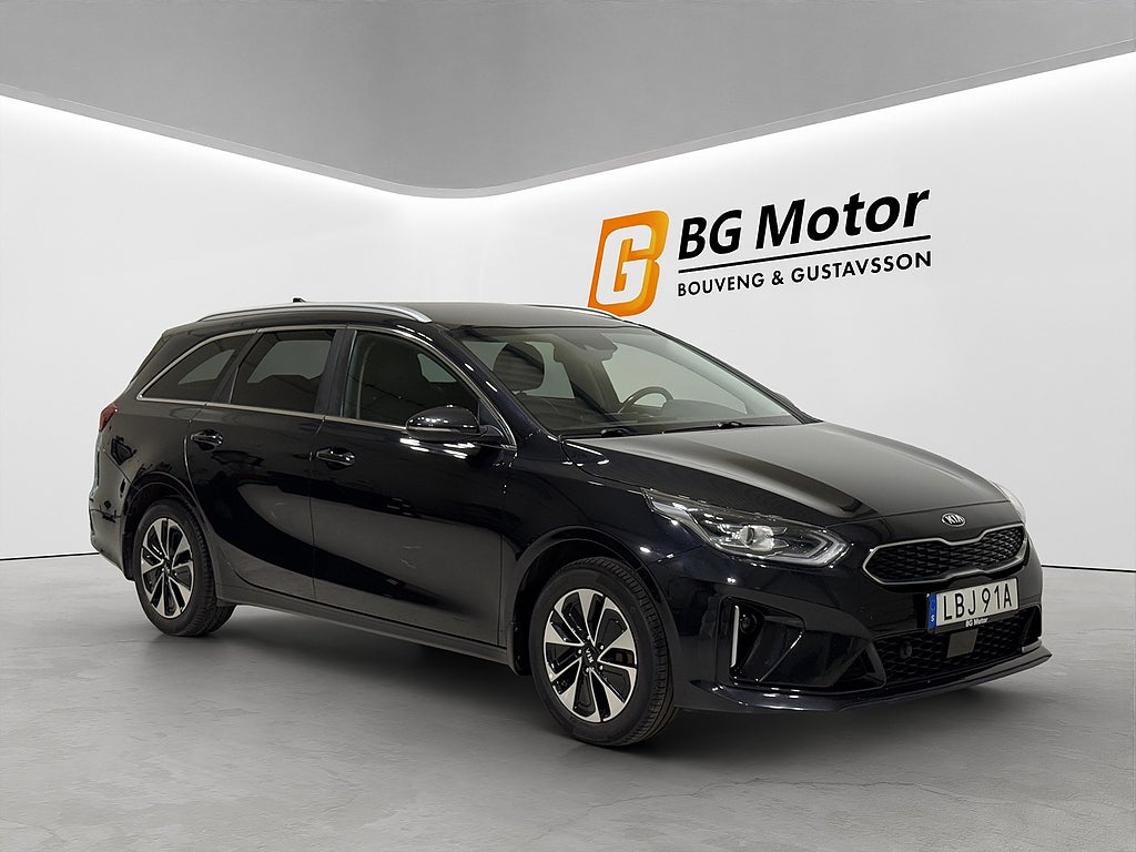 Kia Ceed Plug-in Hybrid 141HK Aut Drag/M-värmare/B-kamera