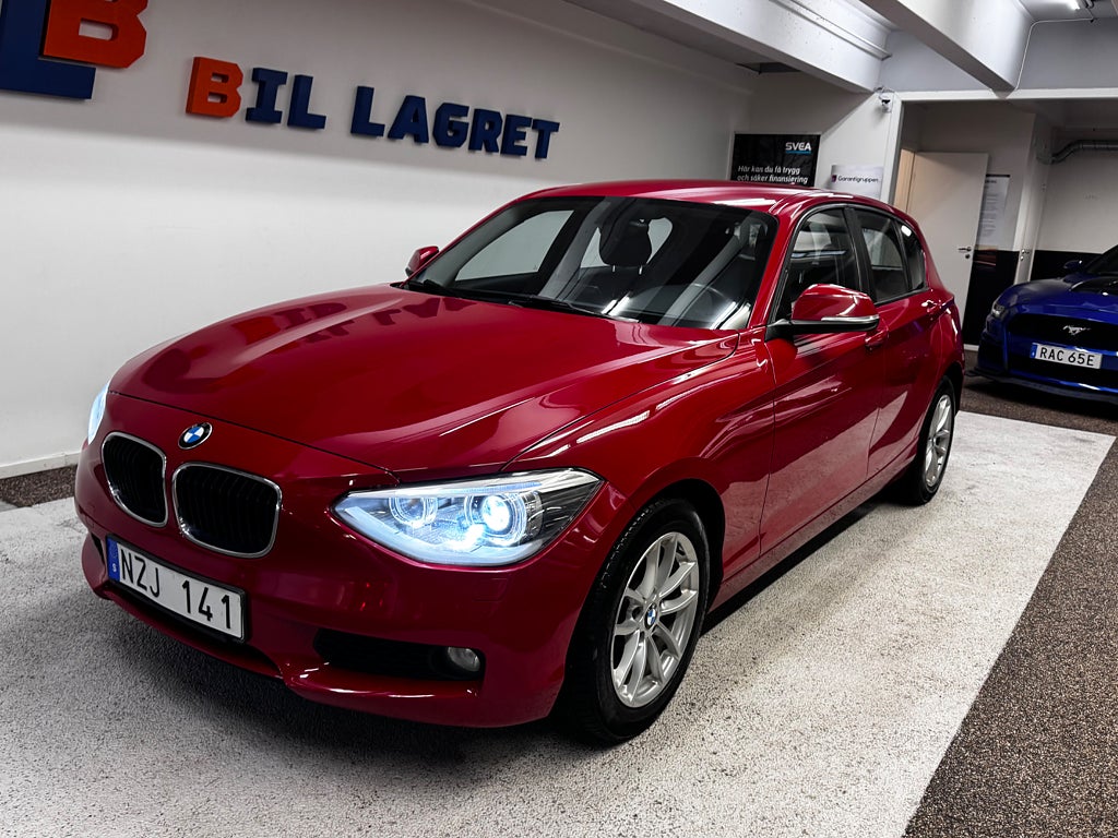 BMW 116 i 5-dörrars Euro 6 136hk / Ny bes / Ny servad / 3-Ägare
