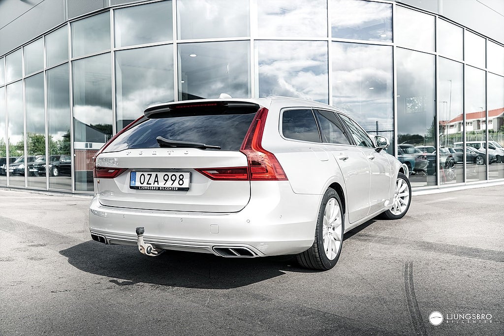Volvo V90 2017 - miniatyr 2