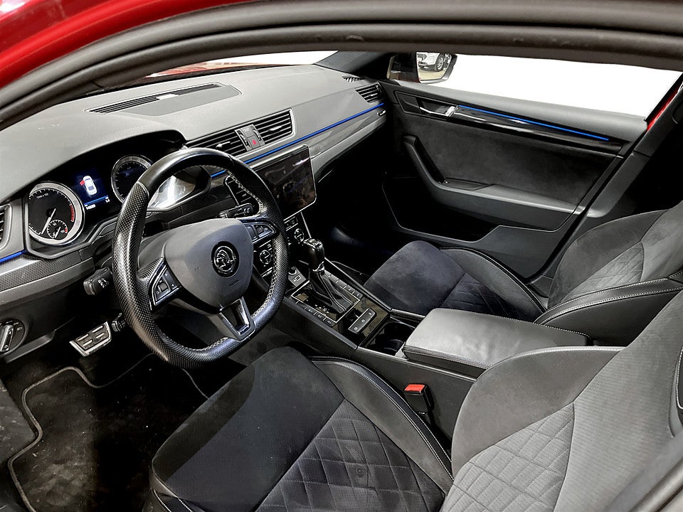 Bild på Skoda Superb Sportline 2.0 TDI 190hk Aut 4WD KAMPANJRÄNTA 3,99%