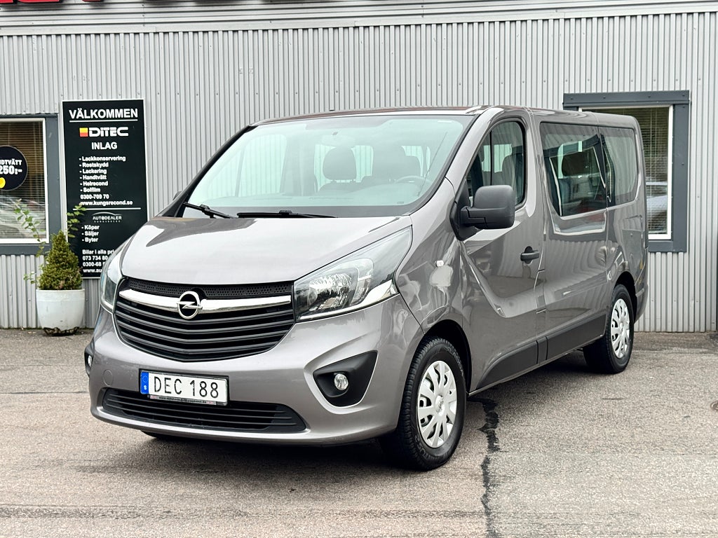 Opel Vivaro Kombi 2.9t 1.6 CDTI BIturbo 9 sits