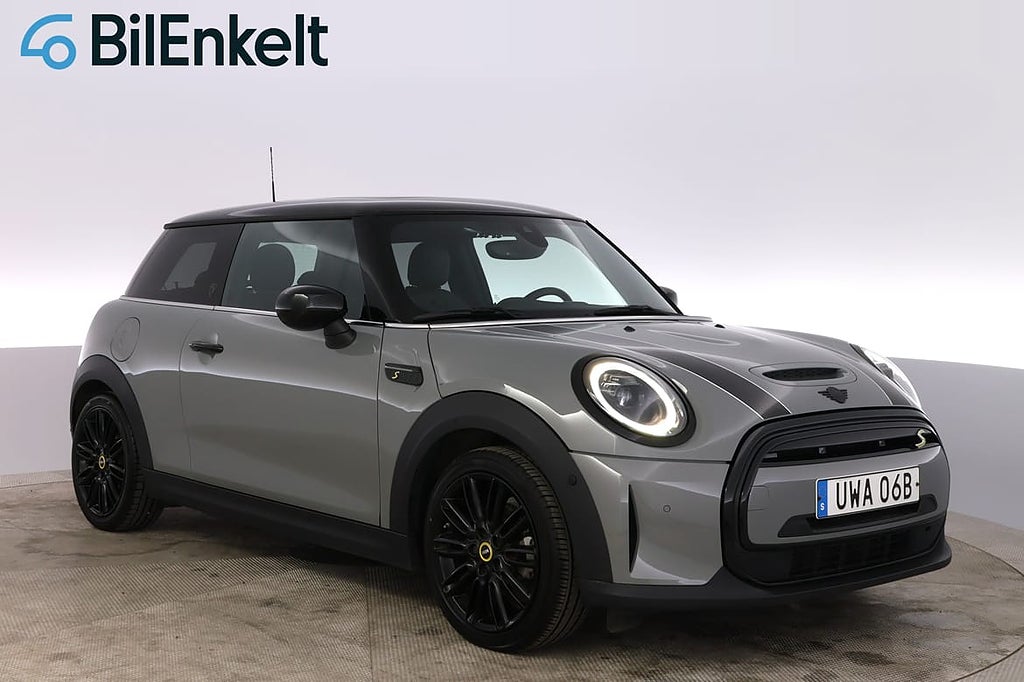 MINI Cooper SE Panorama H&K Kamera Läder GPS 4,49%