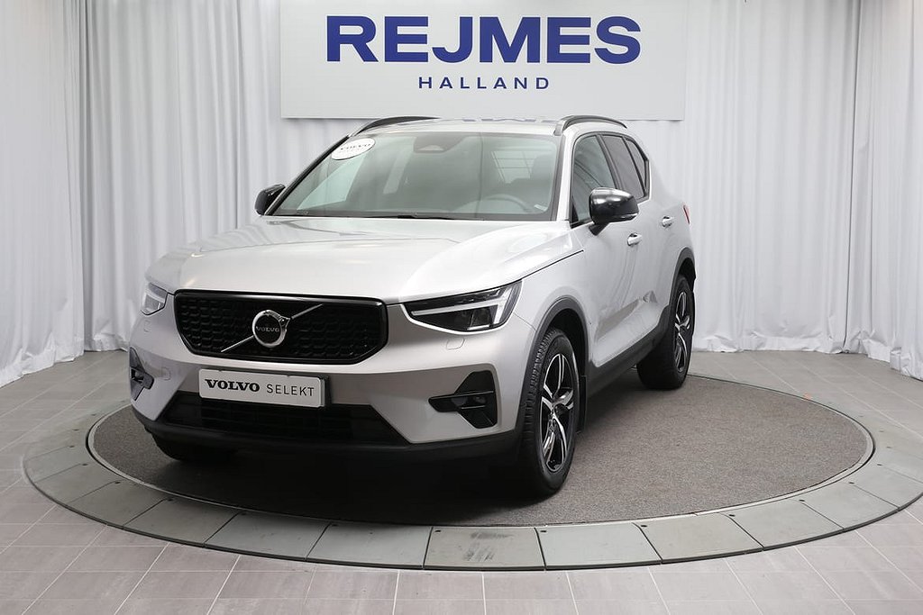 Volvo XC40 B4 FWD Bensin Plus Dark Drag Motorstol Förarstöd