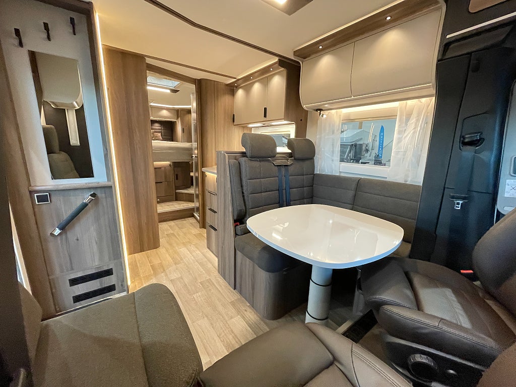 Kabe TMX Royal 810 LQB / ALDE / Taksäng / 5bält / Ugn / MB / Automat/ - Kabe