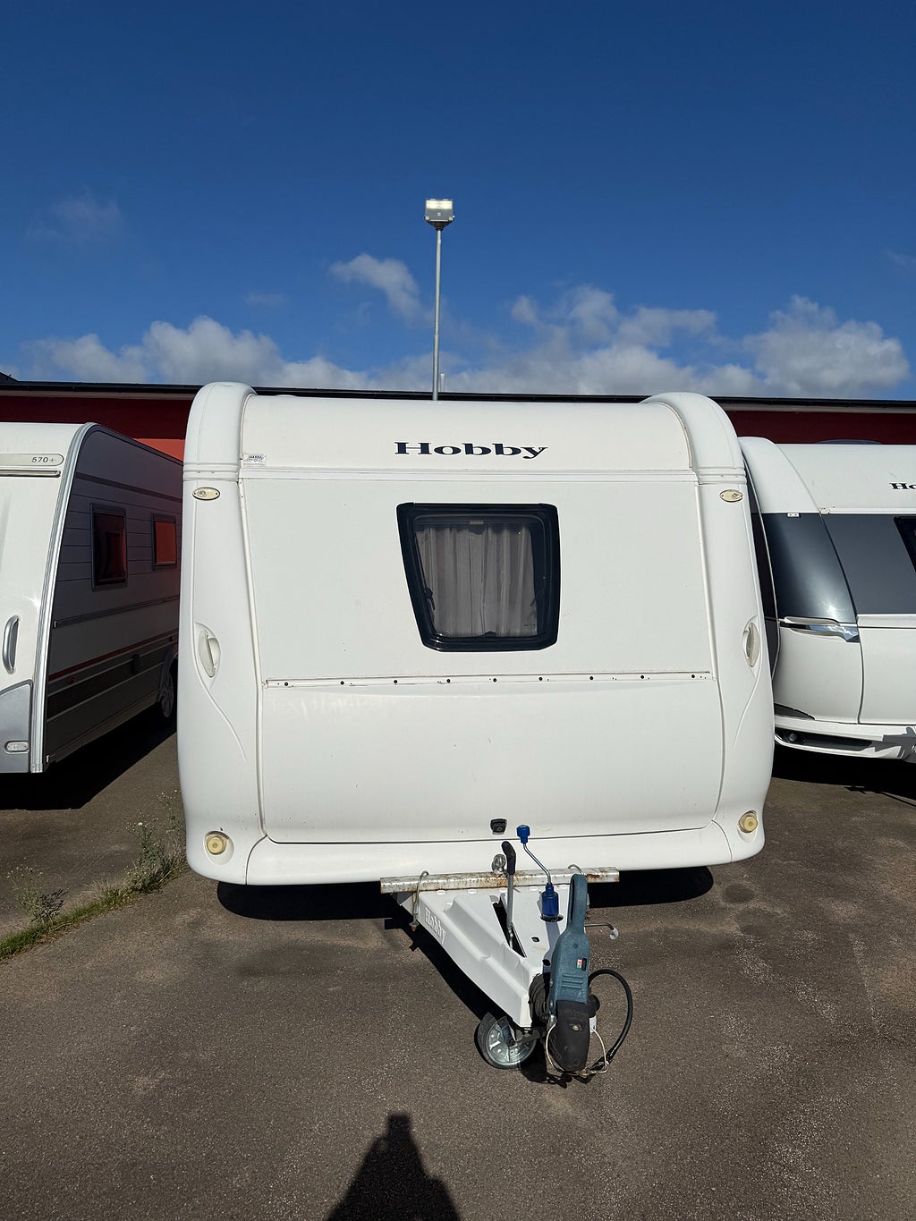 Hobby 650 UMFE välvårdad husvagn, dubbla sittgrupper, fransk säng m.m