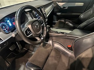 Volvo S90 D5 AWD R-Design Drag Pano Kamera Dvärm GPS VoC SoV