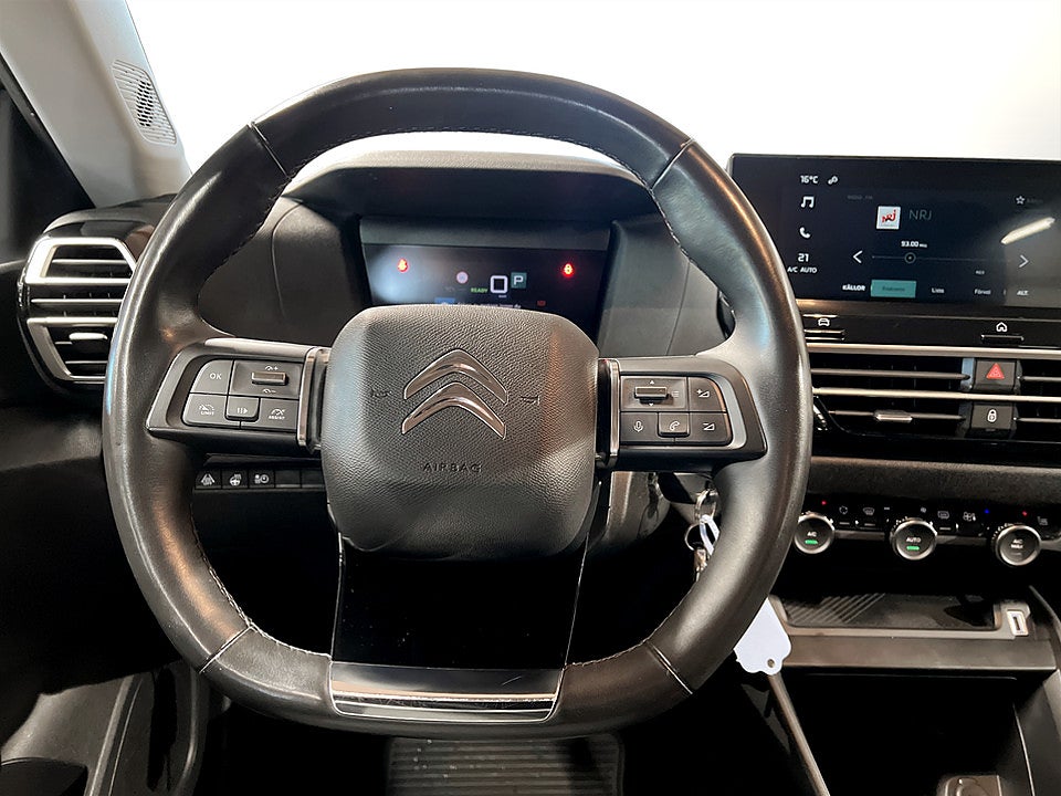 Bild på Citroen E-C4 Feel 50kWh 136hk Aut CARPLAY RATTVÄRME 