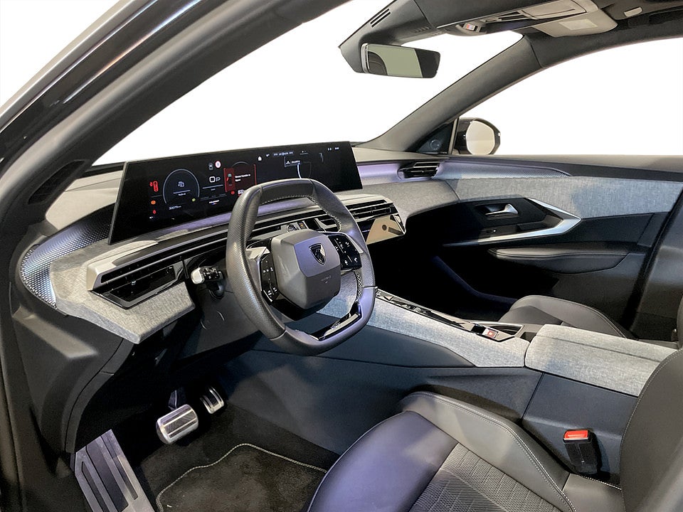 Bild på Peugeot 3008 GT Hybrid 145hk Aut PANO HIFI DRAG