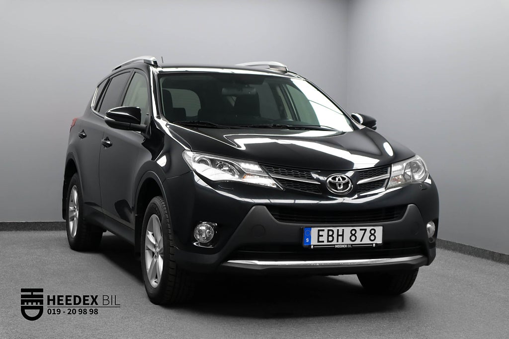 Toyota RAV4 2.0 Dual VVT-i Valvematic AWD 151hk Active Drag Kamera