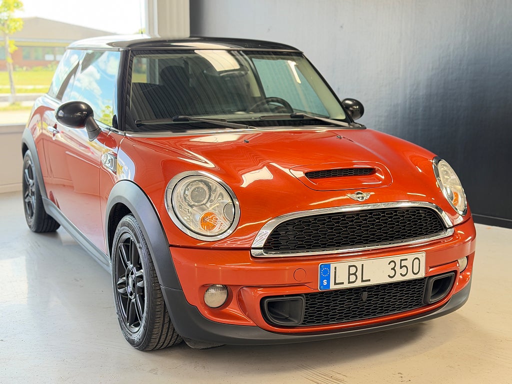 MINI Cooper S 184hk Chili | Sportsystem | Nyservad & Nybesiktad