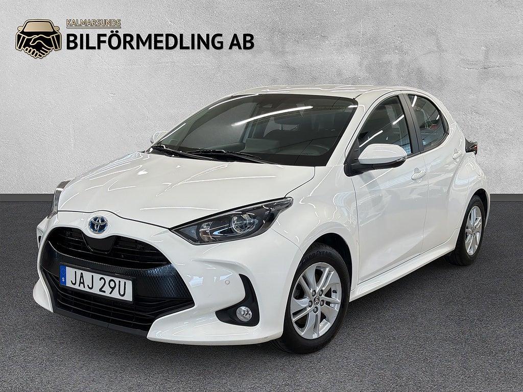 Toyota Yaris Hybrid CVT Active B-Kam 1 brukare 0,38L/Mil 116hk 
