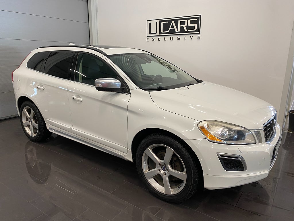 Volvo XC60 D4 AWD Geartronic R-Design Panorama