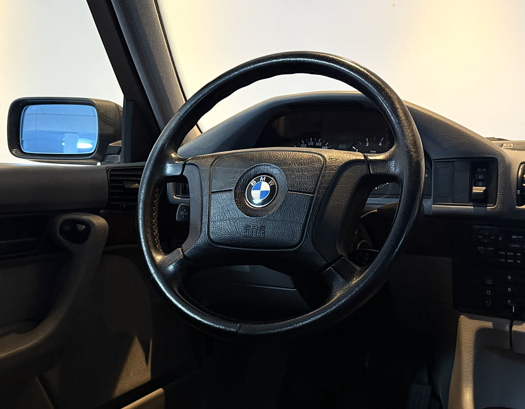 BMW 518 i Sedan 115HK 5-VÄXLAD BESIKTIGAD LÅGMIL