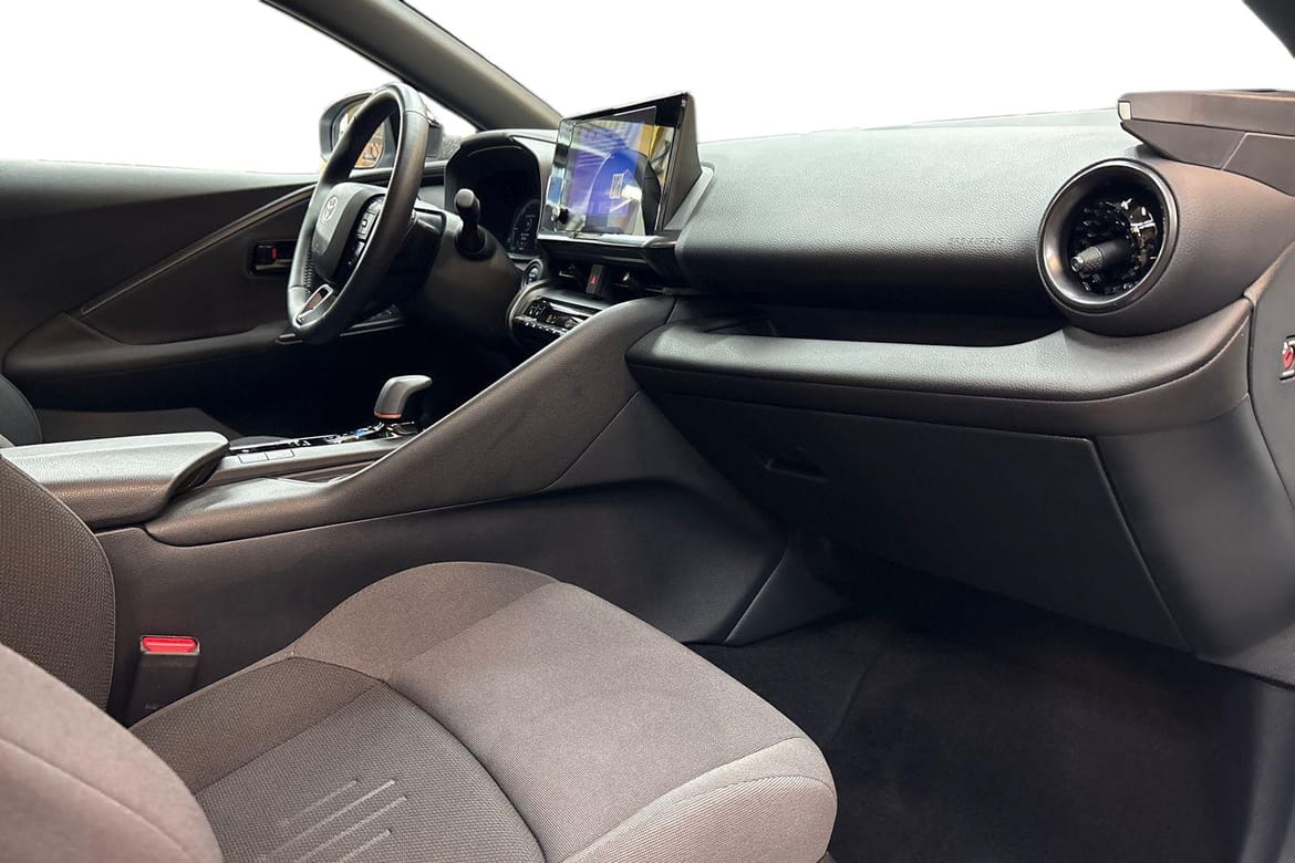 Toyota C-HR 2025, bild 7/10