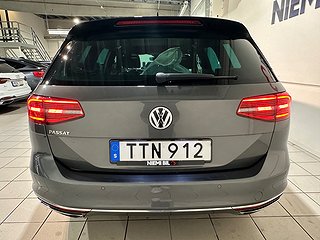 Volkswagen Passat Sportscombi 2.0 GTR Drag Pano Dynaudio SoV