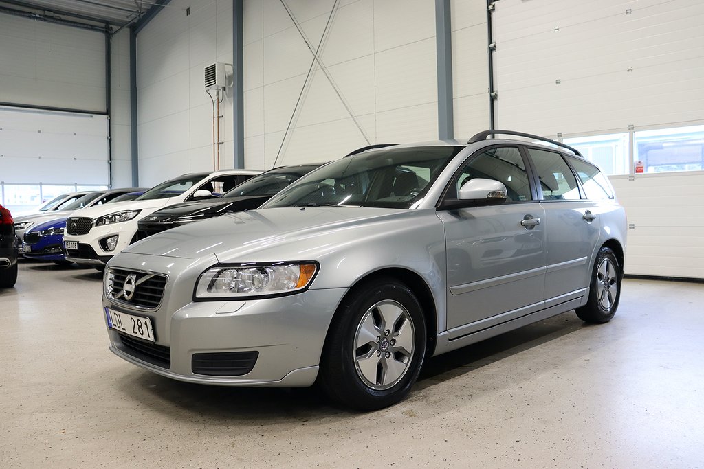 Volvo V50 D2 Kinetic Drag P-Sensorer 2Ägare Kamrembytt 115hk