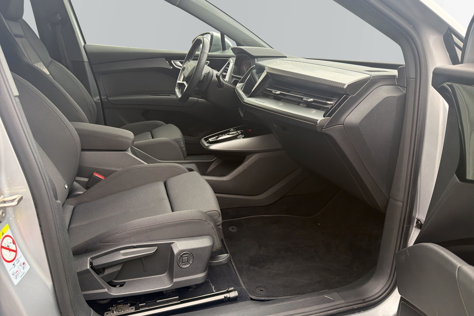 Audi Q4 E-Tron Q4 40 e-tron Comfort, Sport Edition 2023 - miniatyr 13