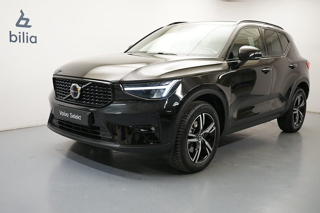 Volvo XC40 B4 FWD Bensin Plus Dark