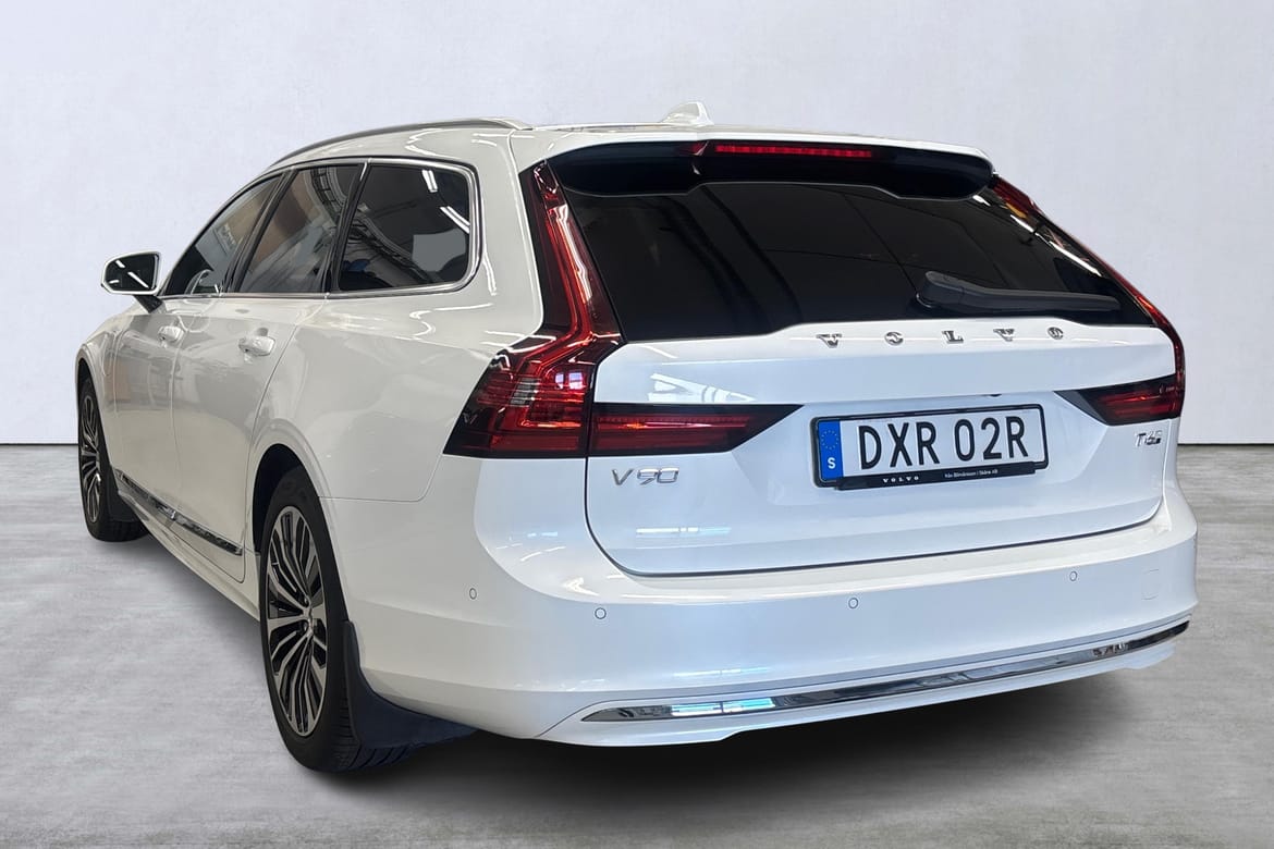 Volvo V90 T6 Core Edition II 2025, photo 4/10