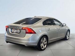Volvo S60 D3 Momentum S&V-hjul/keyless/Dvärm/Psens/Rattvärm/Fart