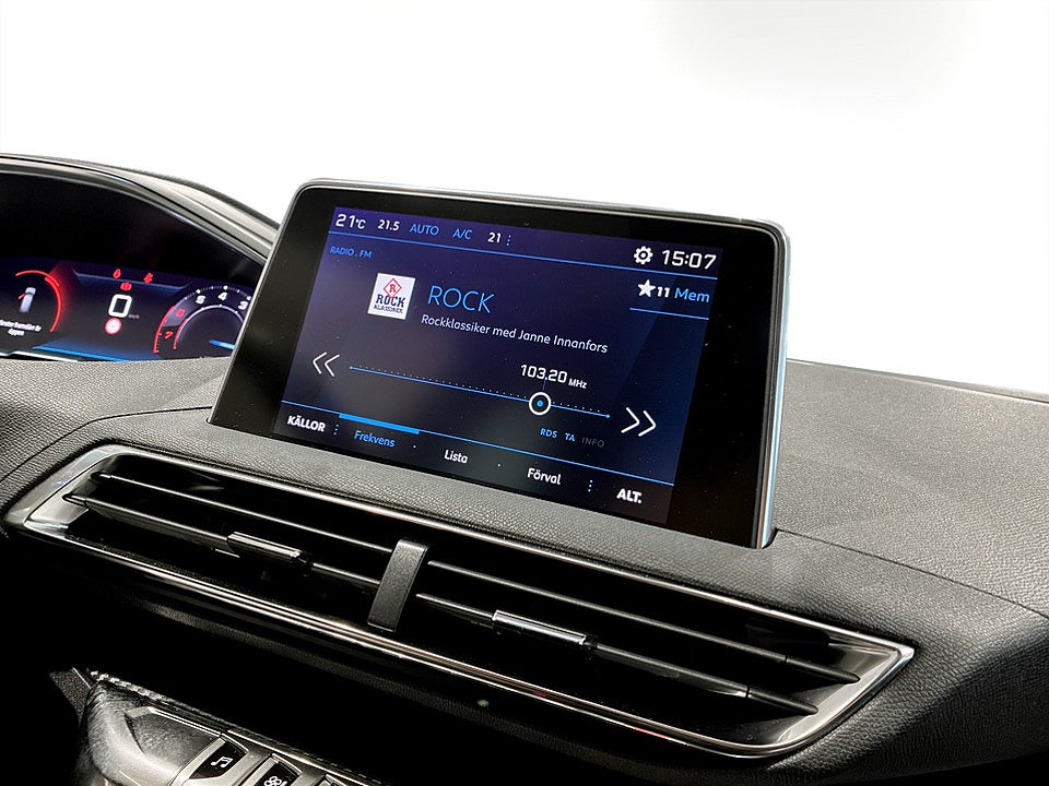 Bild på Peugeot 3008 Active Pack 1.2 PT 130hk B-KAMERA BACKSENSORER