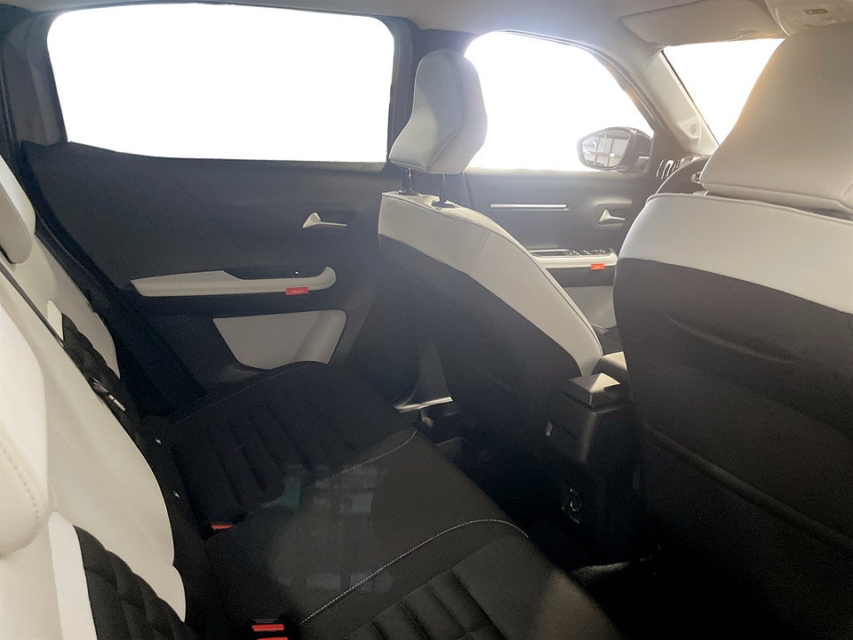 Bild på Citroën C3 Aircross Plus Hybrid 145hk - DEMO
