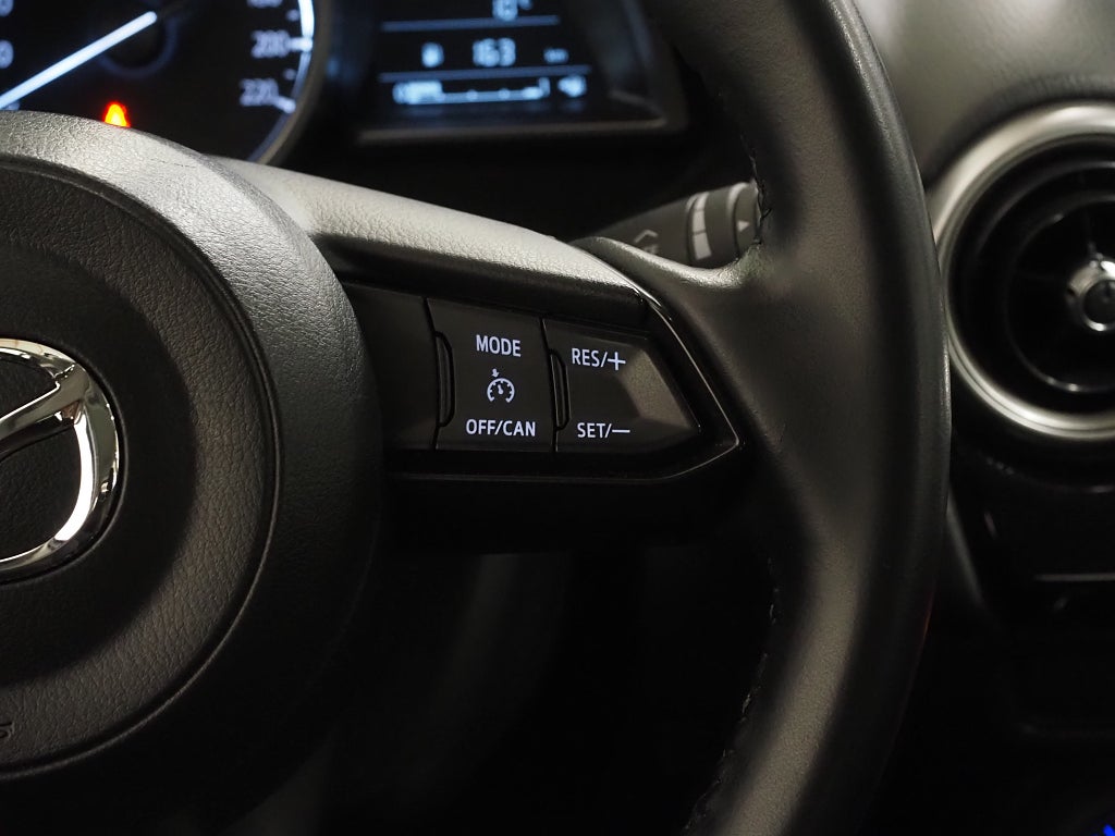 Mazda 2 1.5 SKYACTIV-G 90hk Core Motorvärmare Farthållare 2020