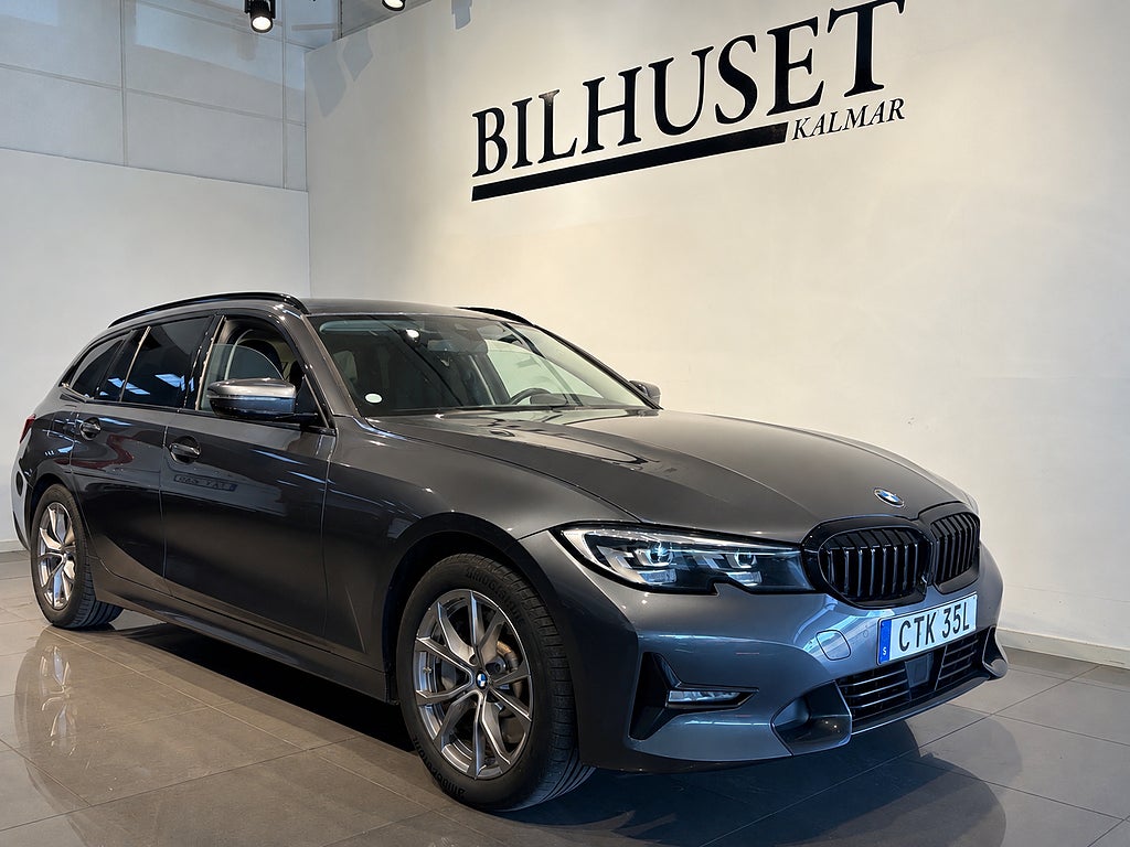 BMW 330e xDrive Touring Sport line 292hk *HUD *El-Stol *Drag