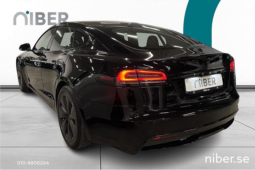 Tesla Model S Model S, 670hk, 2023, YOKE, Pano, Autopilot, MOMS