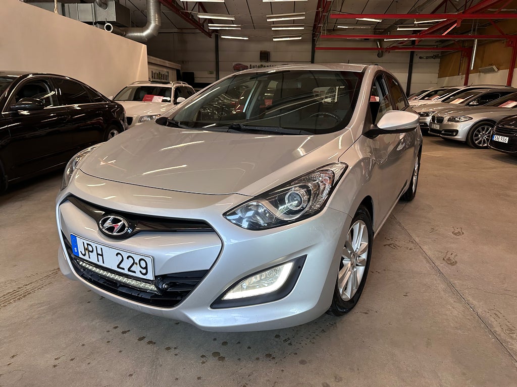 Hyundai i30 5-dörrar 1.6 CRDi Sport Euro 5